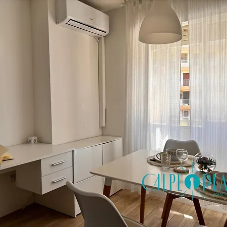 El Velero Apartment *